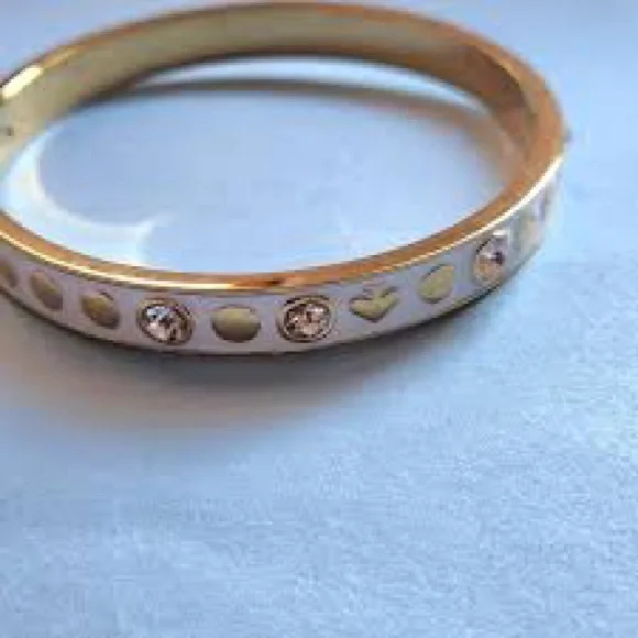 Kate Spade Bangle Bracelet ♠️ ~ sold out online! Spot the Spade ~stamped B - Picture 6 of 8